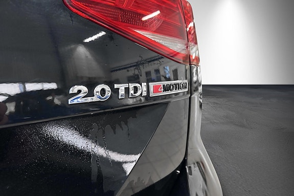 Volkswagen Passat 13 of 30