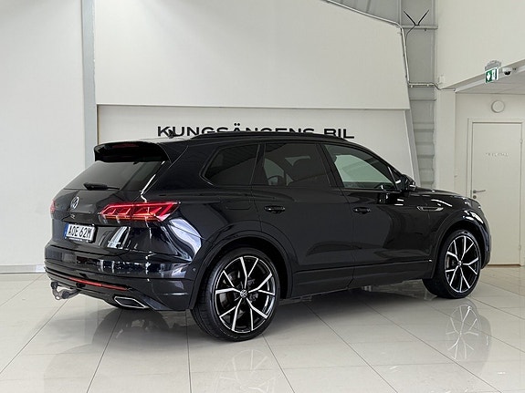 Volkswagen Touareg 9 of 30