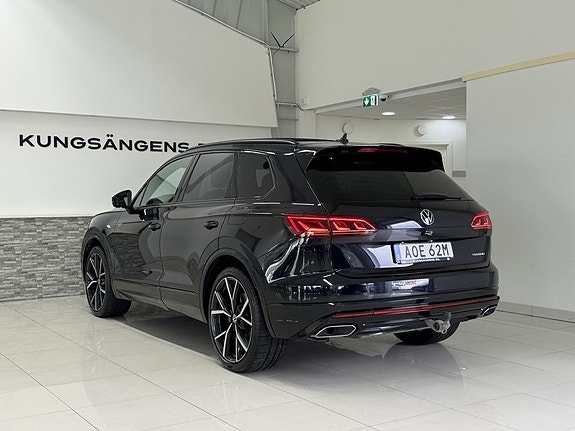 Volkswagen Touareg 8 of 30
