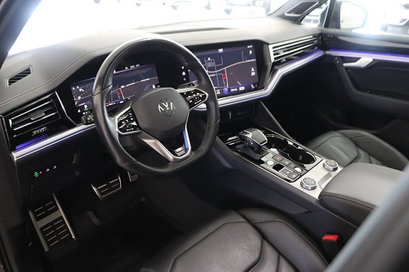 Volkswagen Touareg 12 of 30