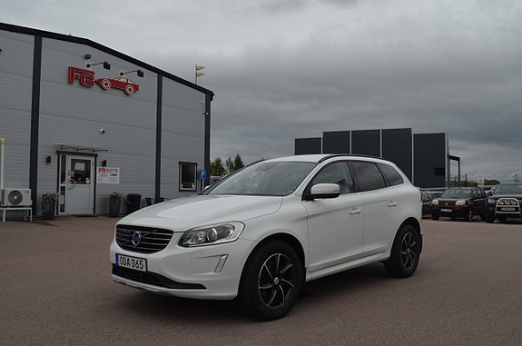 Volvo XC60 8 of 25
