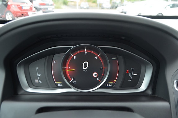 Volvo XC60 21 of 25
