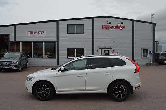 Volvo XC60 9 of 25