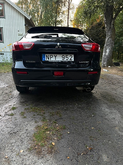Mitsubishi Lancer 11 of 19
