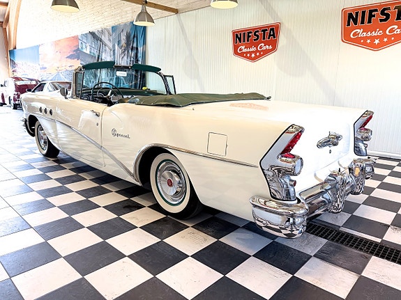 Buick Special 24 of 30