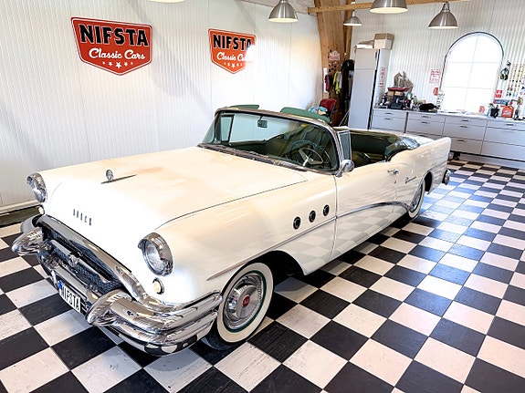 Buick Special 16 of 30