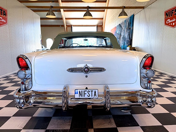 Buick Special 12 of 30