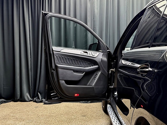 Mercedes-Benz GLE350 d 16 of 30