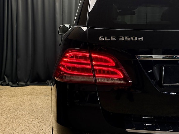 Mercedes-Benz GLE350 d 15 of 30