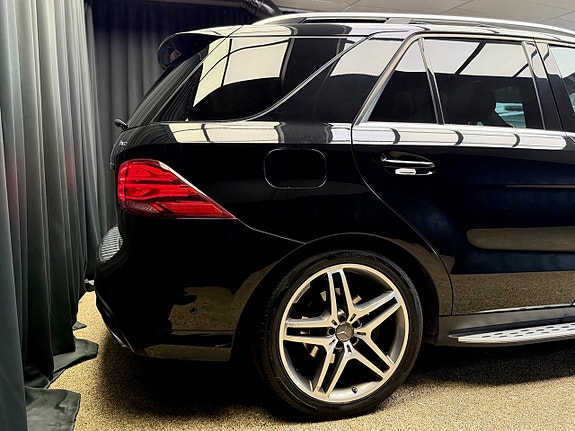 Mercedes-Benz GLE350 d 9 of 30