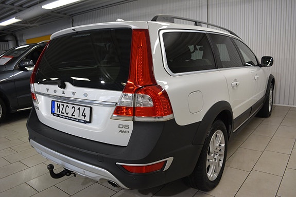 Volvo XC70 9 of 22