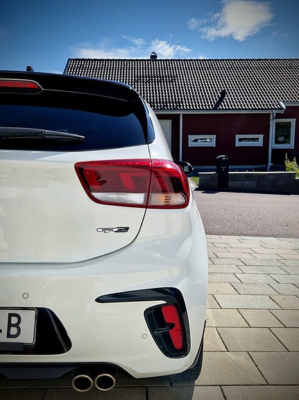 Kia Rio 4 of 10
