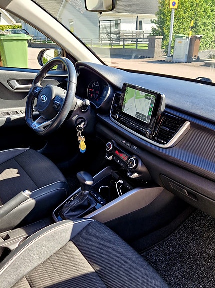 Kia Rio 2 of 10