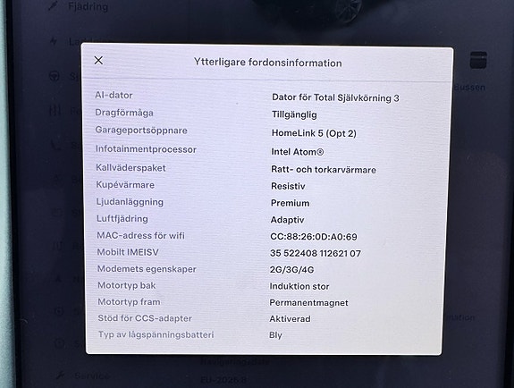 Tesla Model X 6 of 17
