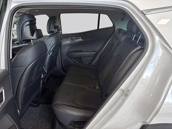 Kia Sportage 10 of 19
