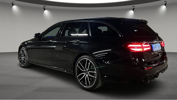 Mercedes-Benz E53 3 of 14