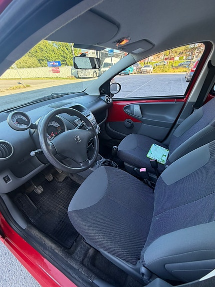 Peugeot 107 5 of 8
