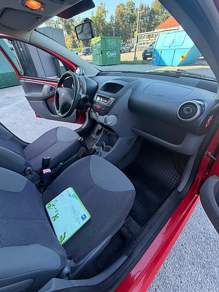 Peugeot 107 7 of 8