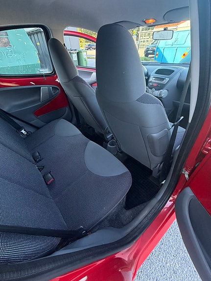 Peugeot 107 8 of 8