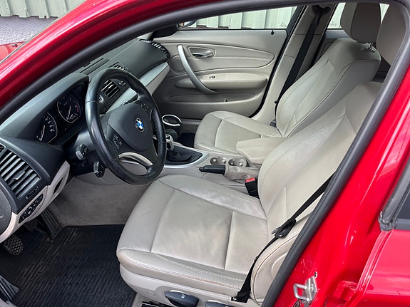 BMW 120d 4 of 7
