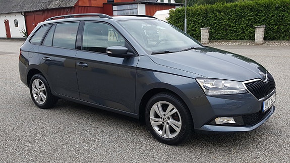 Skoda Fabia 6 of 28