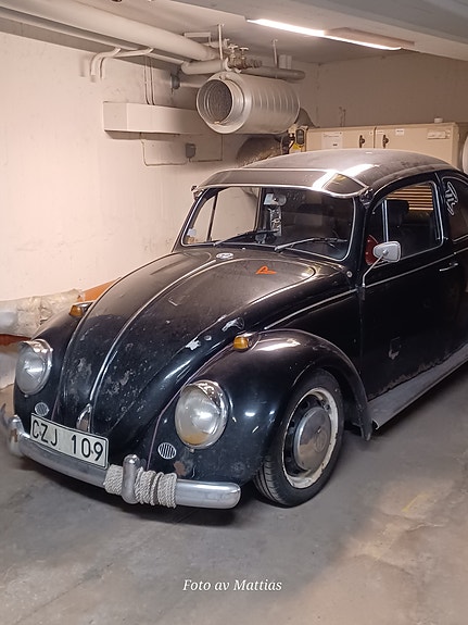 Volkswagen 1500 2 of 4