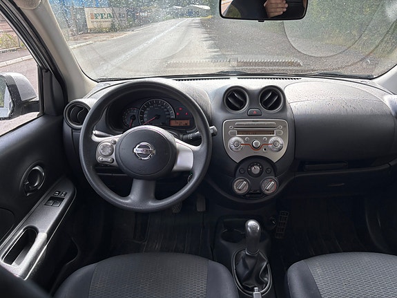 Nissan Micra 4 of 4
