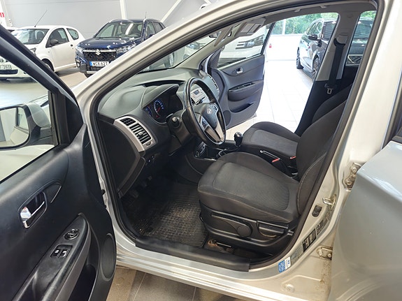 Hyundai i20 6 of 6