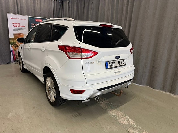Ford Kuga 3 of 9