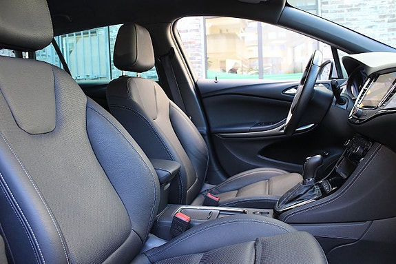 Opel Astra 24 of 30