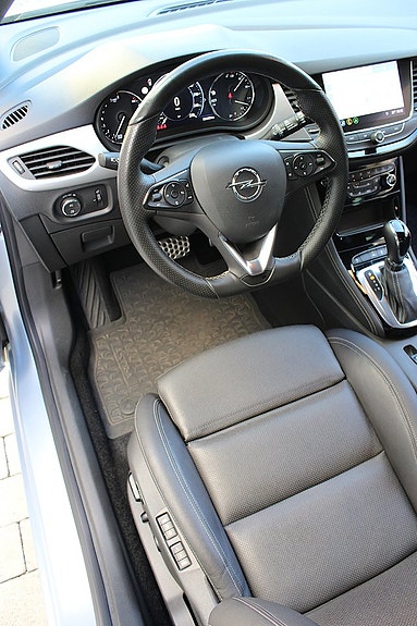 Opel Astra 30 of 30