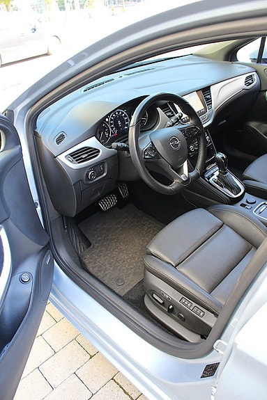 Opel Astra 29 of 30