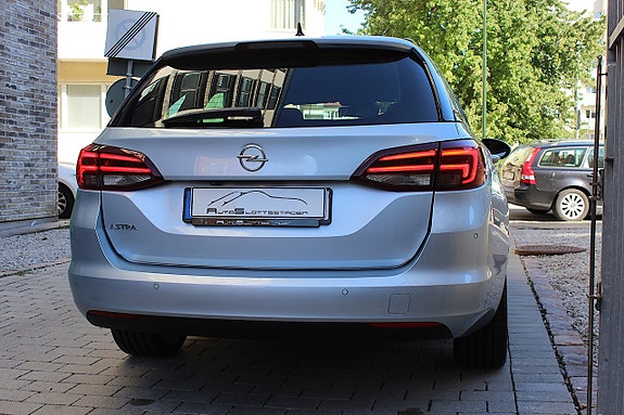 Opel Astra 17 of 30