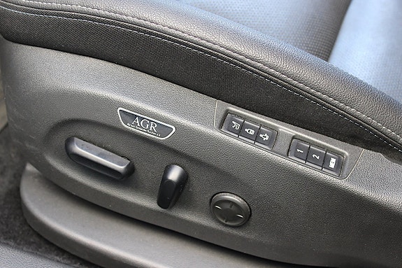 Opel Astra 4 of 30