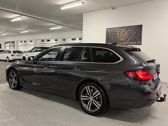 BMW 530e 2 of 19