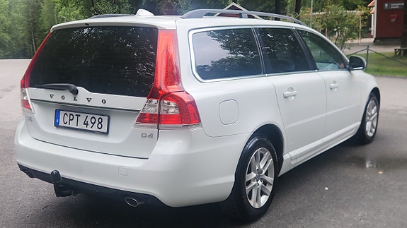 Volvo V70 5 of 14