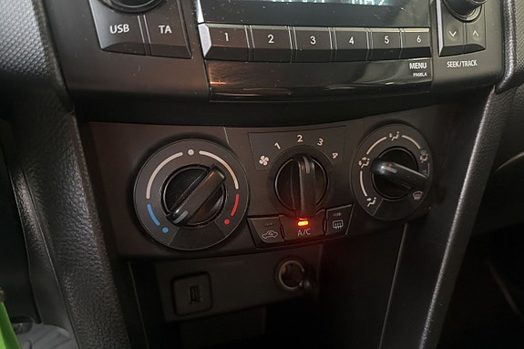 Suzuki Swift 16 of 21