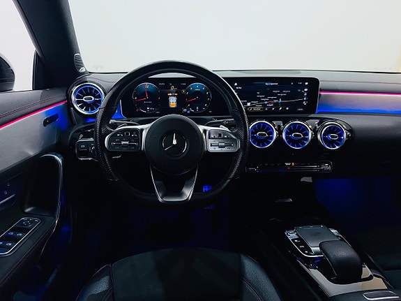 Mercedes-Benz CLA220 24 of 26