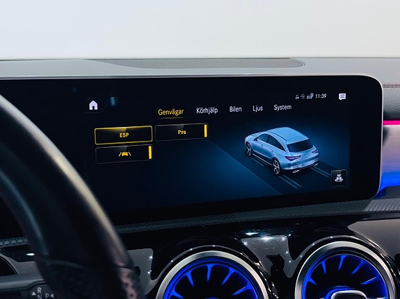 Mercedes-Benz CLA220 20 of 26