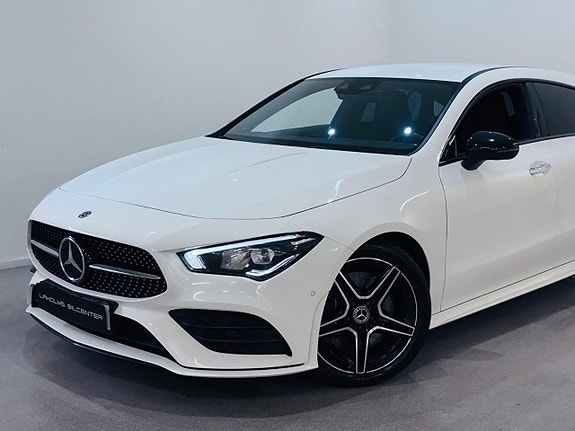 Mercedes-Benz CLA220 2 of 26