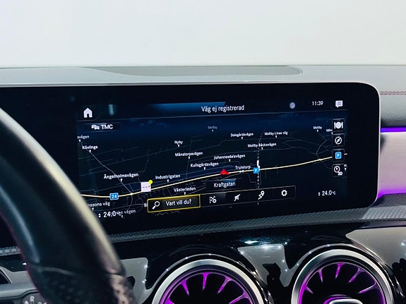 Mercedes-Benz CLA220 18 of 26