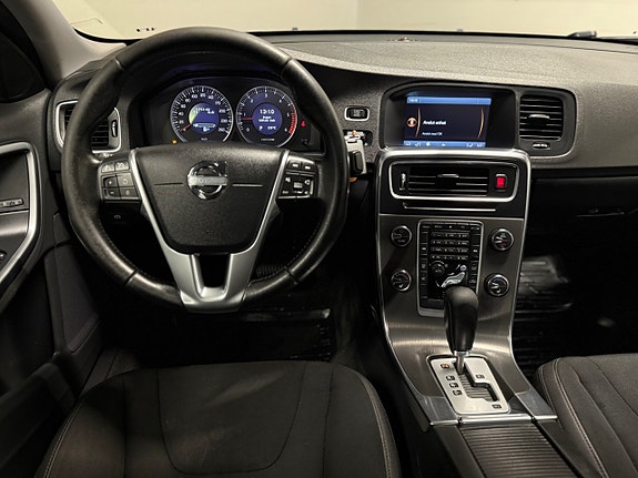 Volvo S60 11 of 18