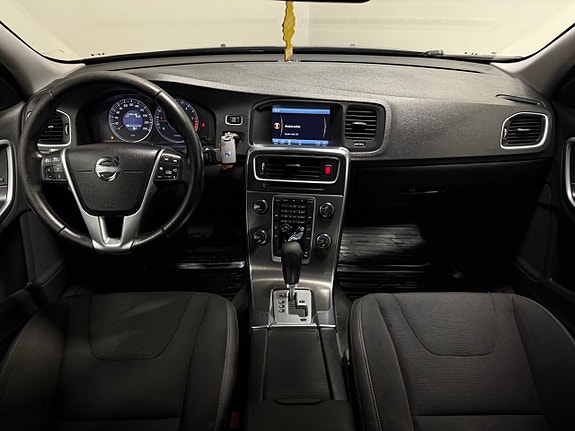 Volvo S60 10 of 18
