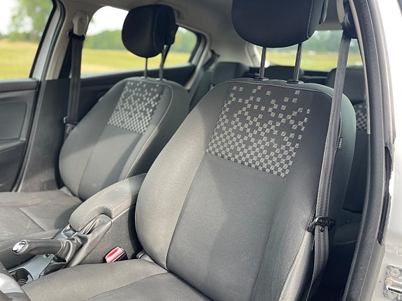 Renault Megane 19 of 19