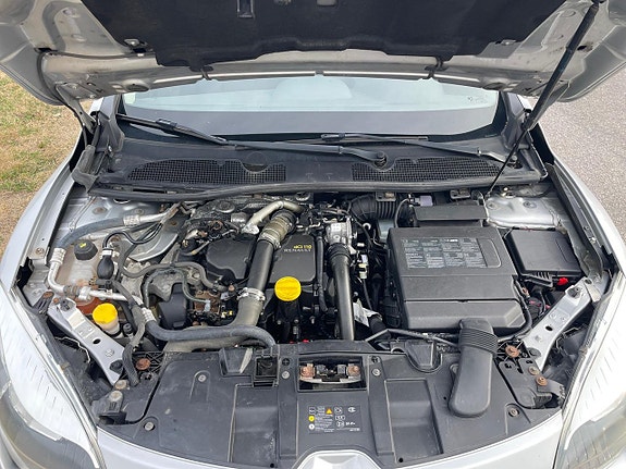 Renault Megane 16 of 19