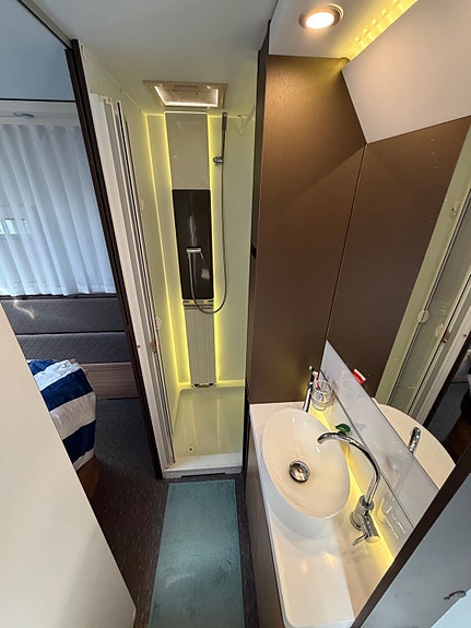 Adria Alpina 663 HT 7 of 7