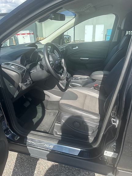Ford Kuga 6 of 6