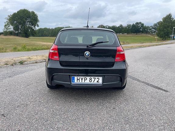 BMW 123d 5 of 17