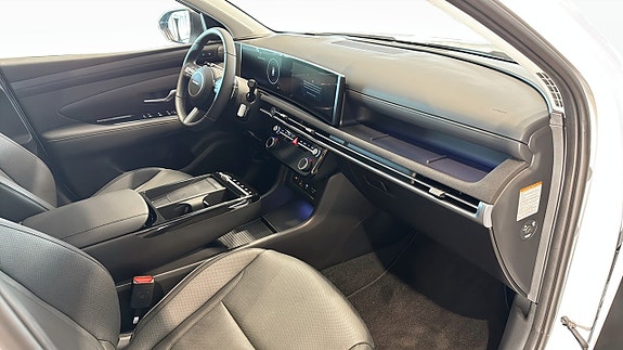 Hyundai Tucson 10 of 14