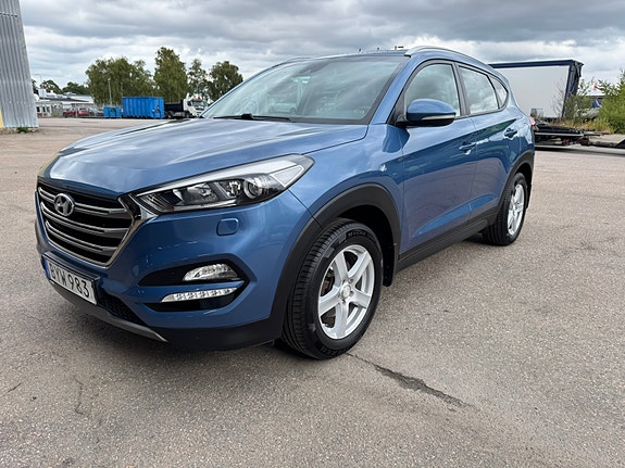 Hyundai Tucson 2 of 21